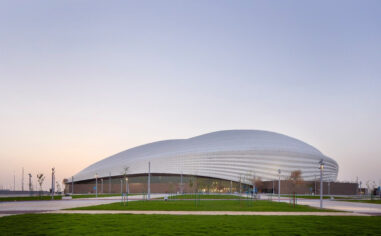 Katar’da Zaha Hadid’in tasarladığı stadyum kullanıma açıldı