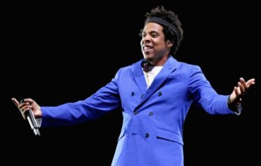 1 milyar Dolar servete ulaşan ilk rap sanatçısı Jay-Z