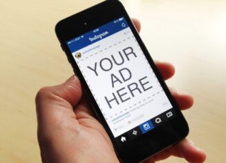 Instagram 12 yaşındaki kıza güzellik ve makyaj reklamları gösteriyor